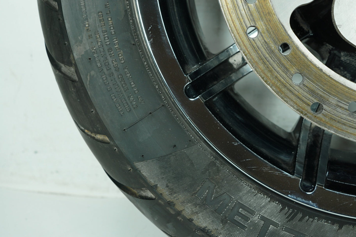 2008 - 2016 Harley-Davidson Touring Electra Glide Ultra Rear Wheel Rim Tire 40900213