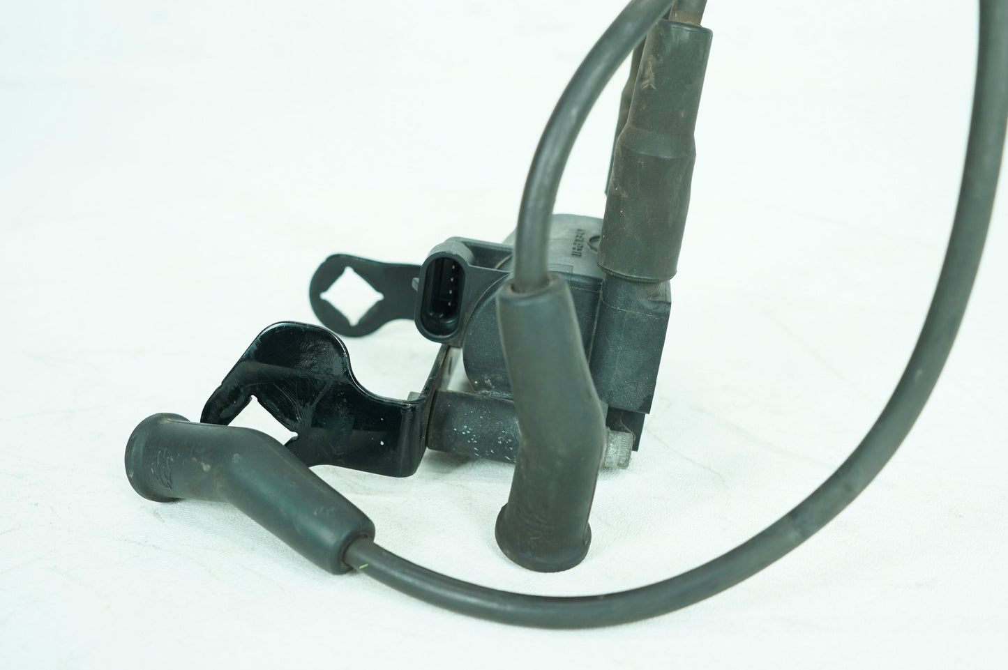 2007 - 2011 Harley-Davidson Touring Electra Glide Ignition Coil Spark Plugs Cable 31696-07A