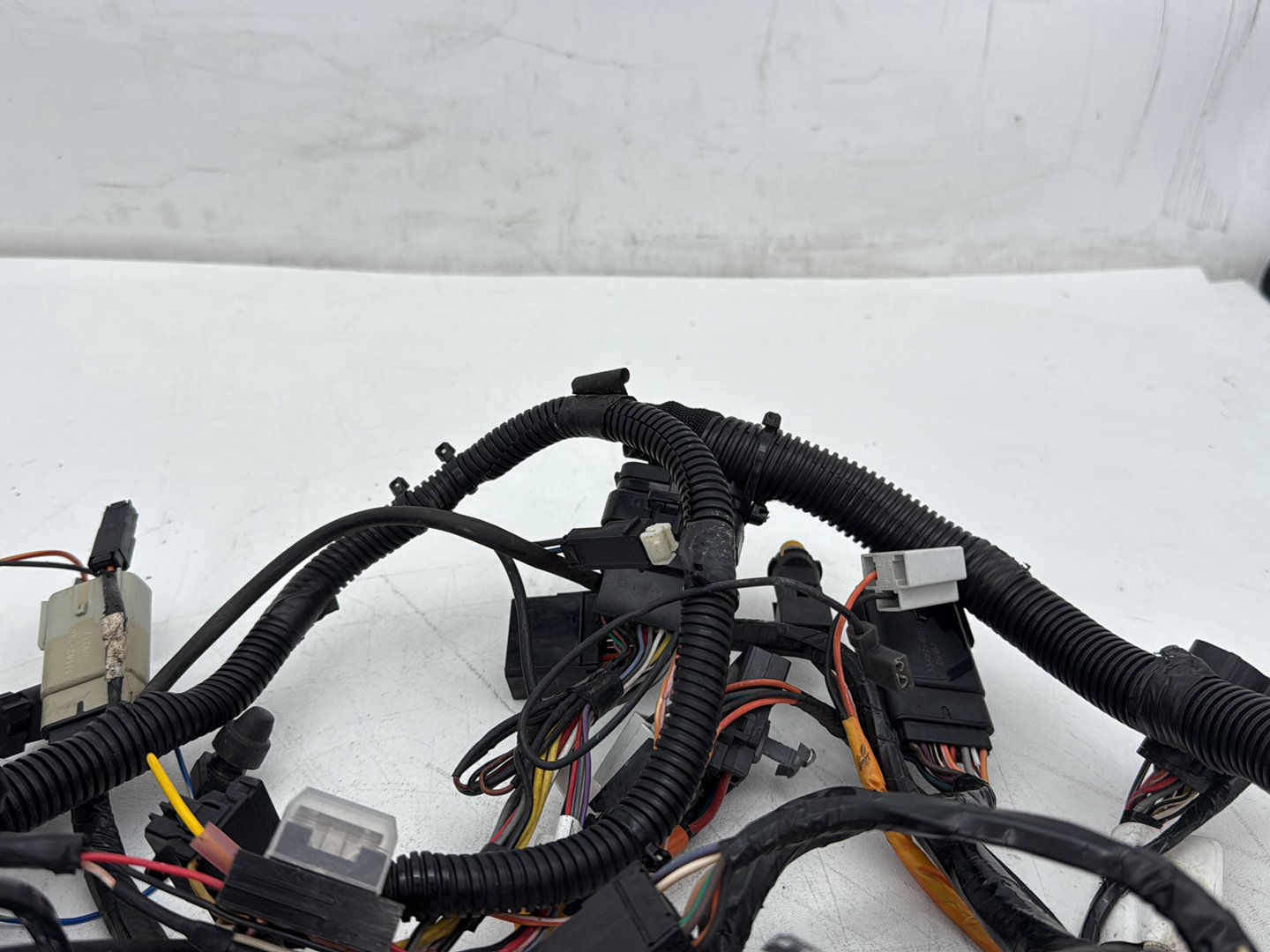 2010 Harley Street Glide Touring FLHX OEM Front Sub Wiring Harness Loom Interconnect
