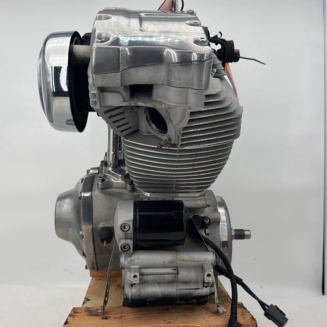 1999 - 2006 Harley-Davidson Softail Heritage CARB Twin Cam 88 Engine Motor 19258-06