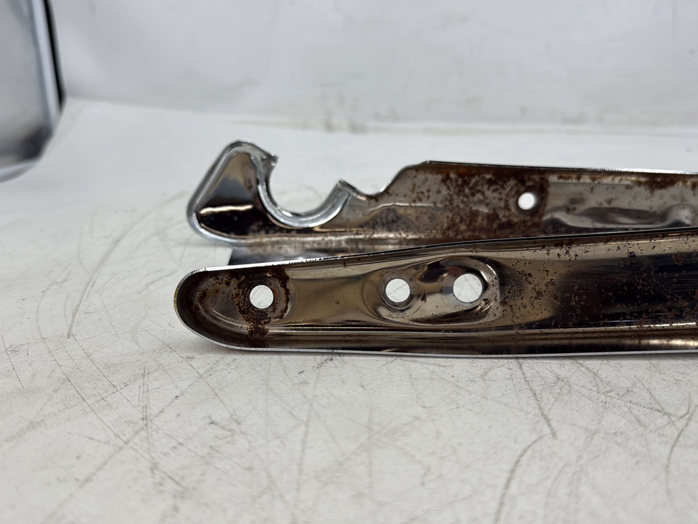 2008 Harley Sportster XL883L 883 Low OEM Rear Left Right Fender Struts Bracket