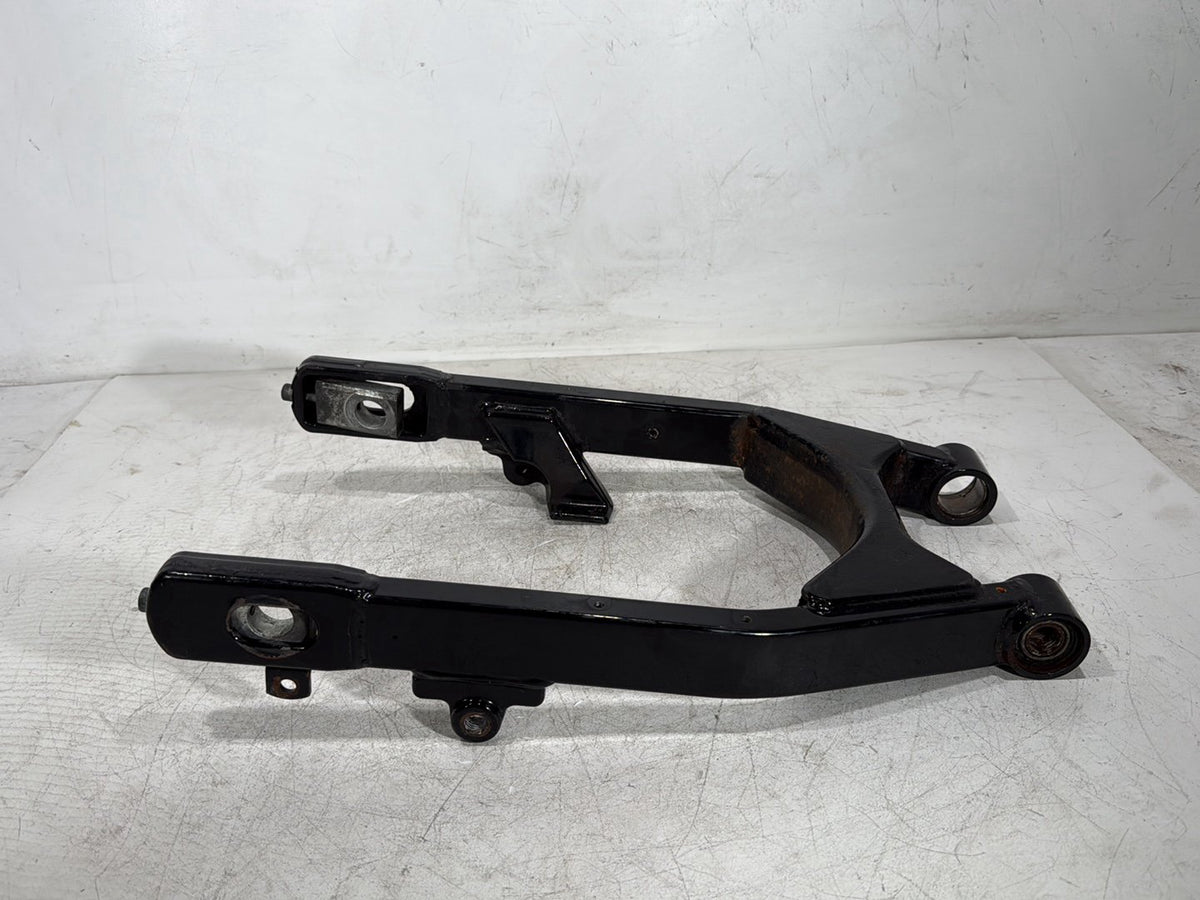 2007 Harley Dyna Street Bob FXDB OEM Rear Fork Swingarm Swing Arm
