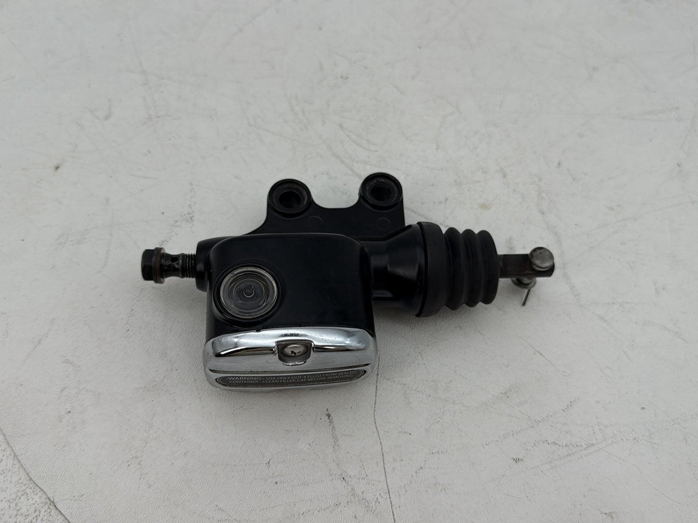 2007 - 2012 Harley-Davidson Touring Electra Glide Ultra Rear Brake Master Cylinder Reservoir 	41763-08