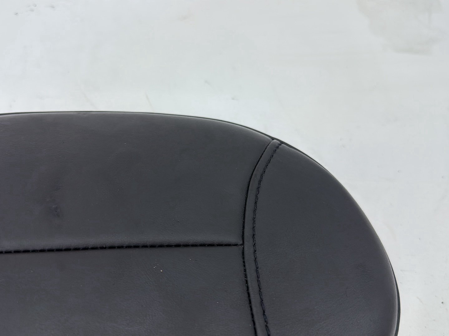 2006 Harley Road King Touring FLHRCI Classic OEM Rider Driver Backrest Adjustable Cushion Pad