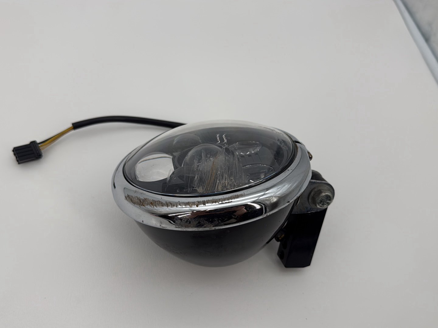 2006 - 2017 Harley-Davidson Dyna Street Bob Headlight Headlamp Head Lamp Light LED  	69356-06