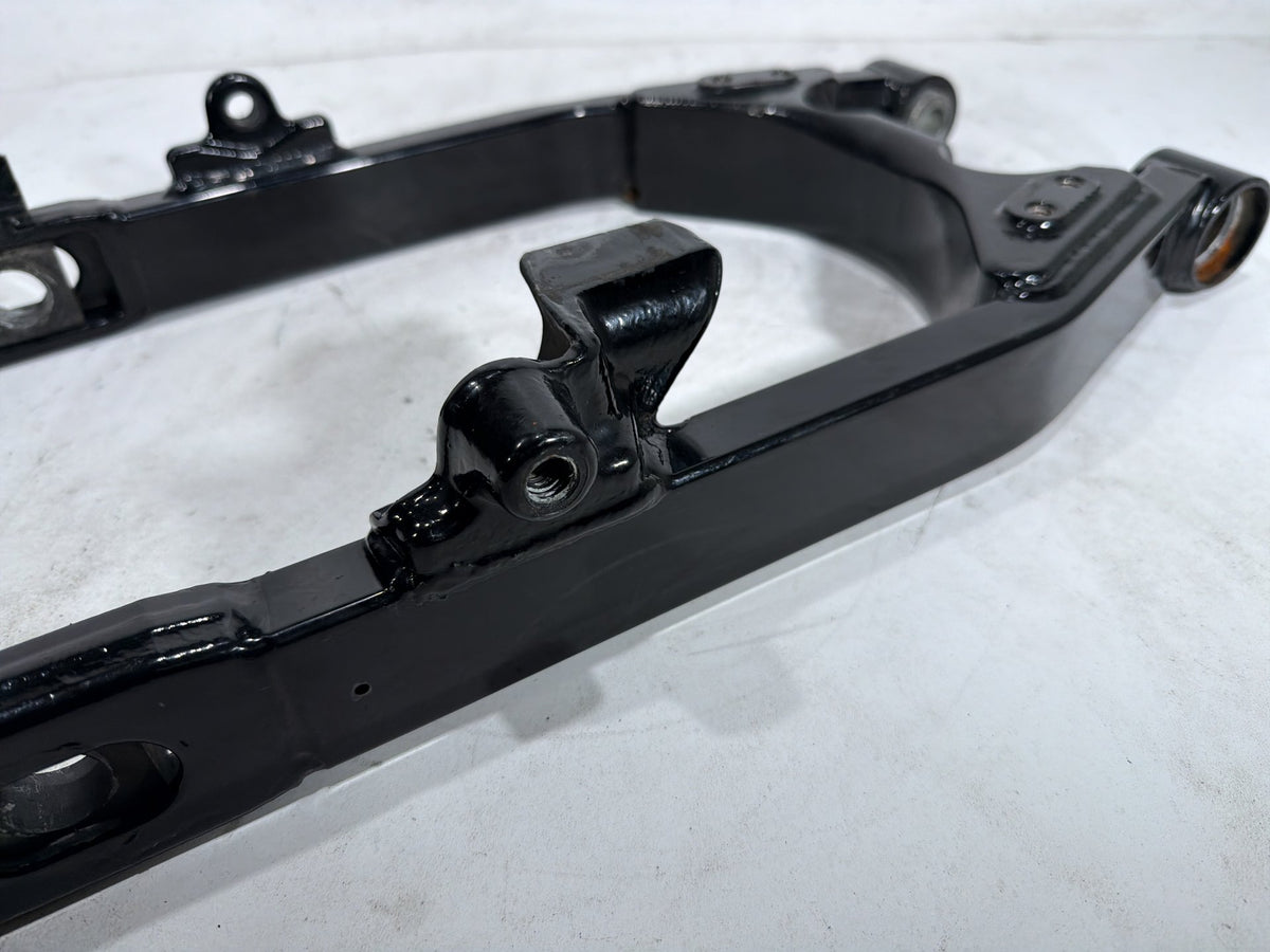 2012 Harley Dyna Fat Bob FXDF 103 OEM Rear Fork Swingarm Swing Arm