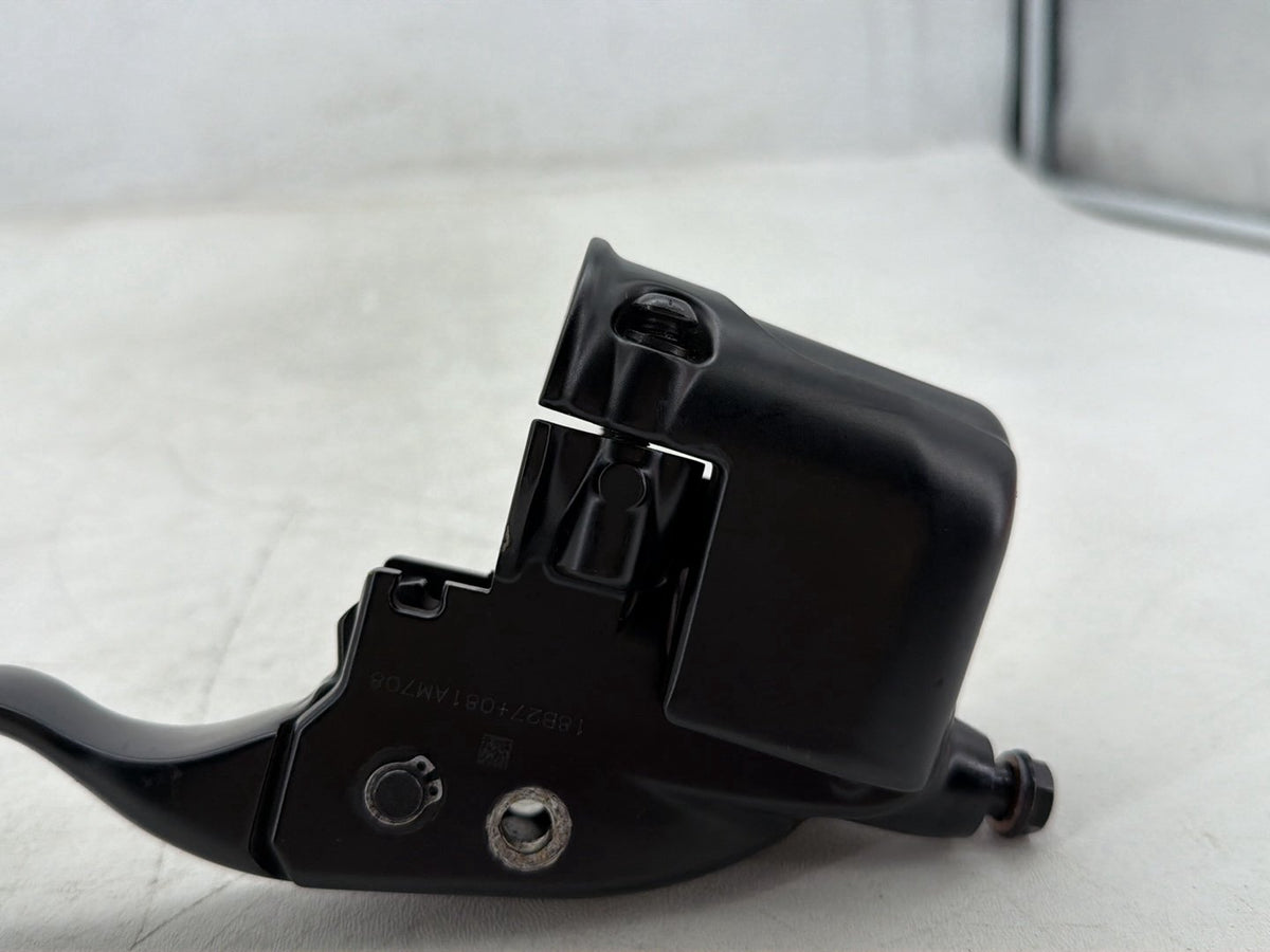 2018 Harley Road Glide Touring FLTRXS OEM Front Left Hand Clutch Lever Master Cylinder