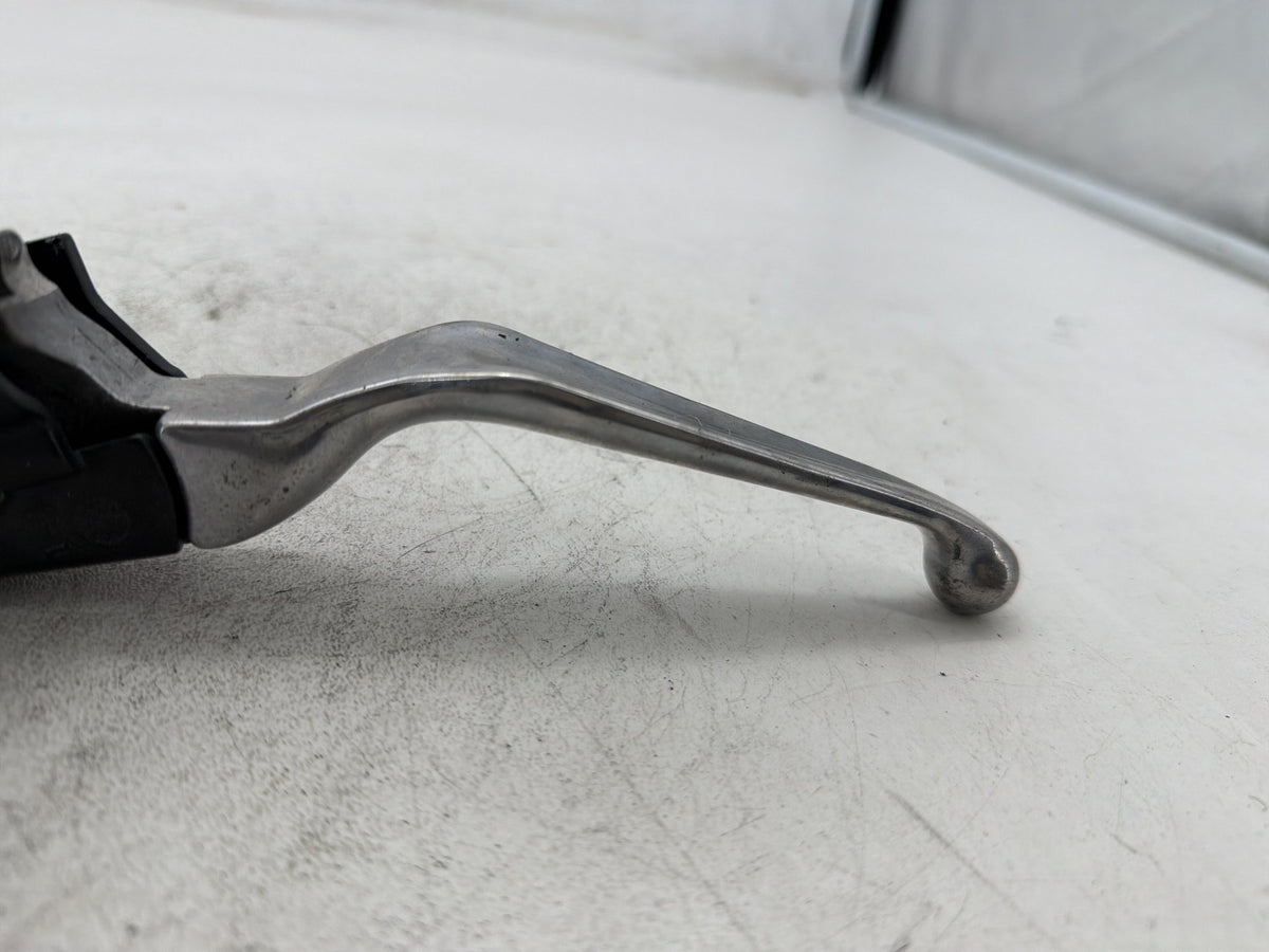 1996 Harley Electra Glide Touring Ultra Front Right Brake Lever Master Cylinder