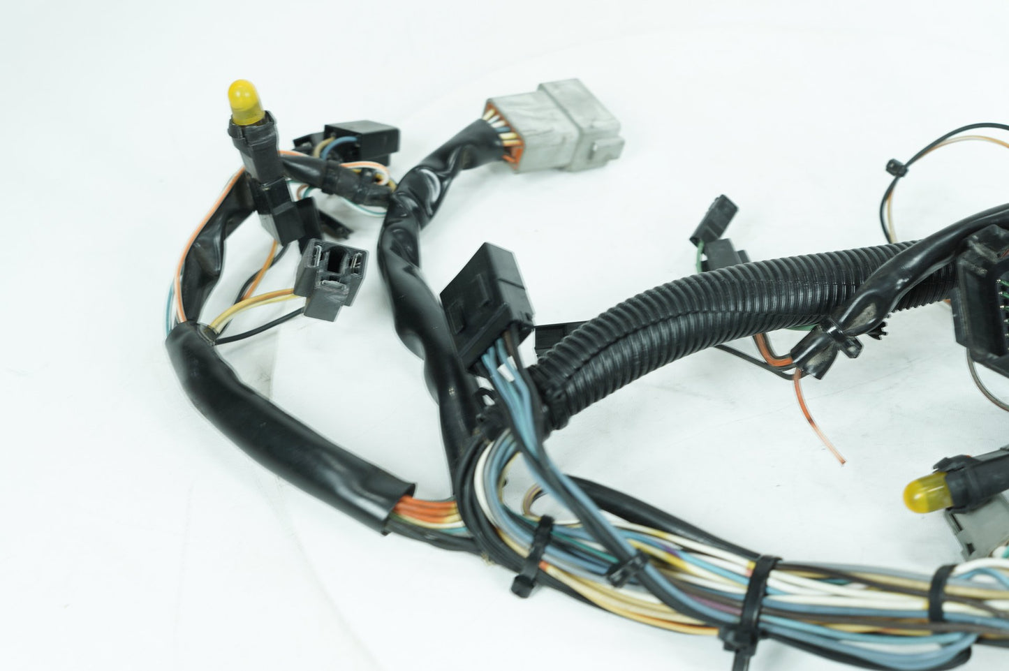 1999 - 2006 Harley-Davidson Touring Electra Glide Classic Front Sub Wiring Harness Loom Interconnect  	70232-03
