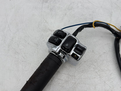1999 - 2006 Harley-Davidson Touring Electra Glide Classic Left Turn Signal Headlight Switches Controls 71685-06A