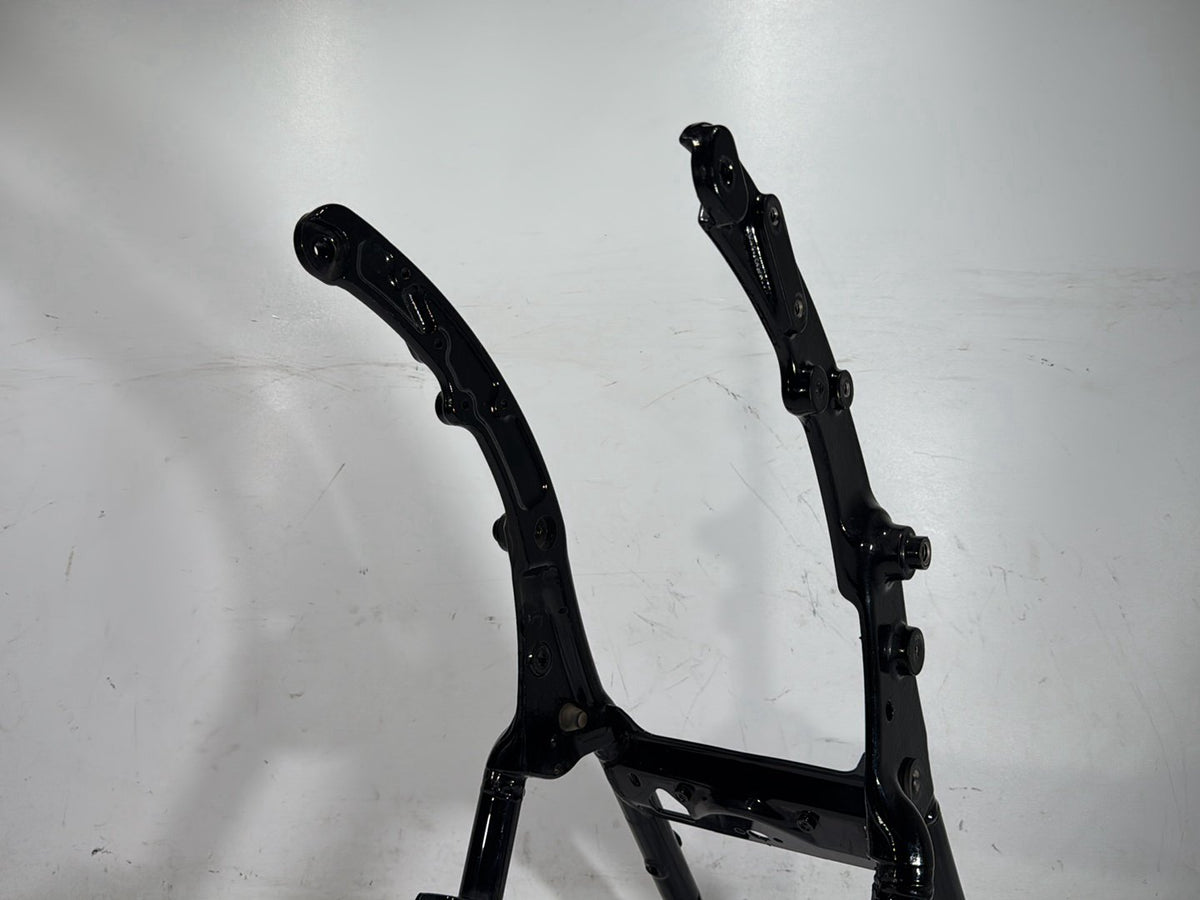 2015 Harley Electra Glide Ultra Low OEM Rear Sub Frame Rail Bar 48079-09BHP