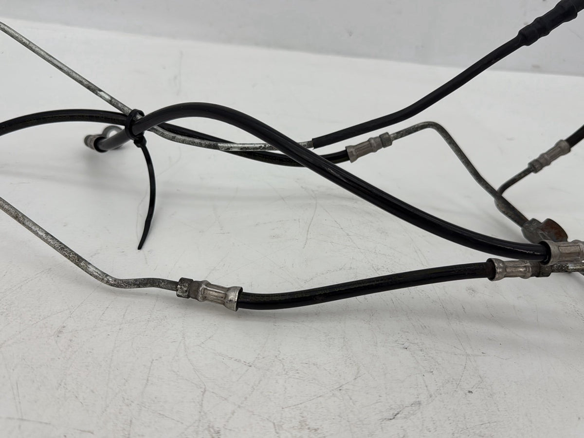08 Harley Touring FLHTCU Electra Glide Ultra OEM Front Brake Hose Line Pipe ABS