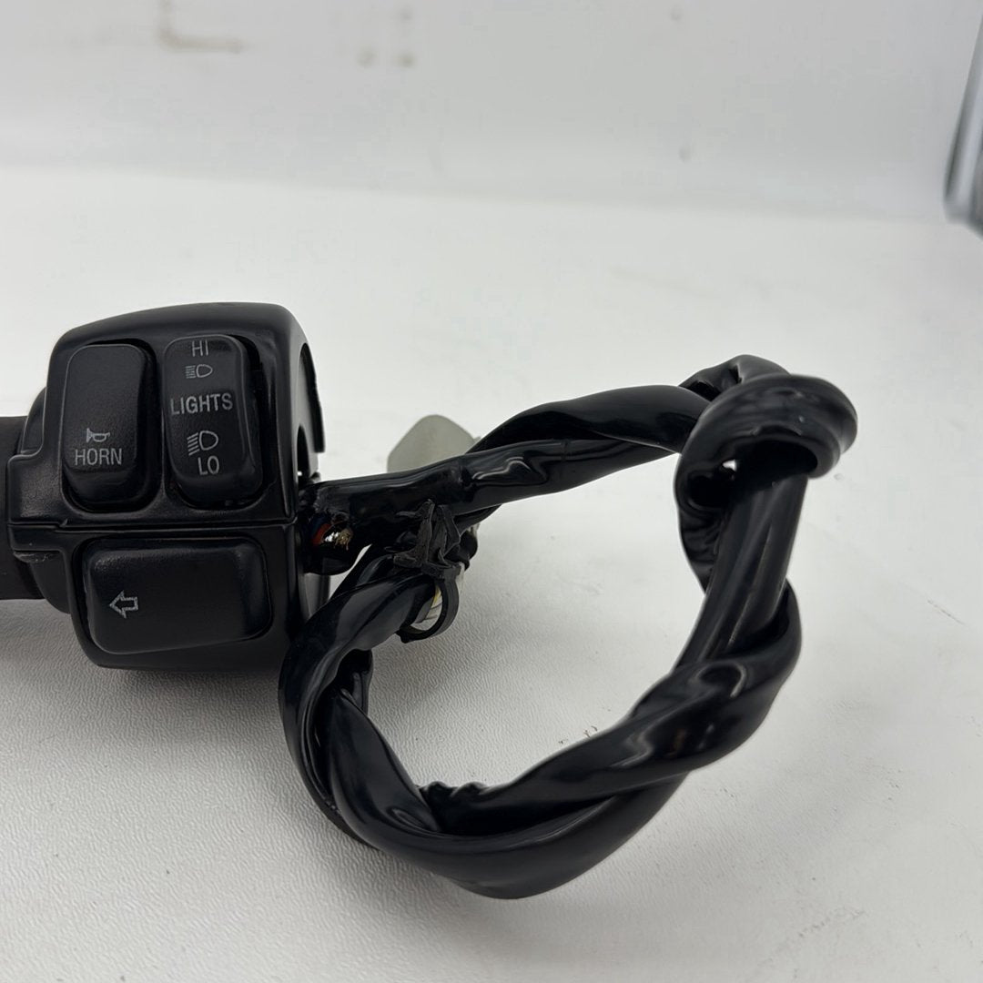 2007 - 2012 Harley-Davidson Dyna Super Glide Left Turn Signal Headlight Switches Controls 71682-06