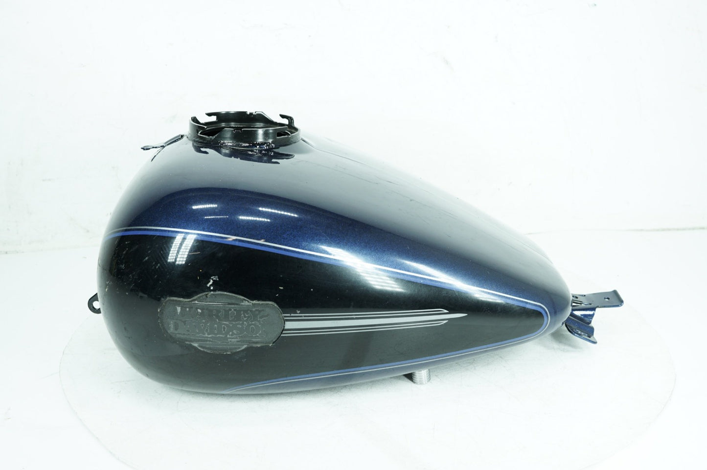 2008 - 2016 Harley-Davidson Touring Electra Glide Ultra Fuel Gas Tank Gasoline Reservoir 61356-08