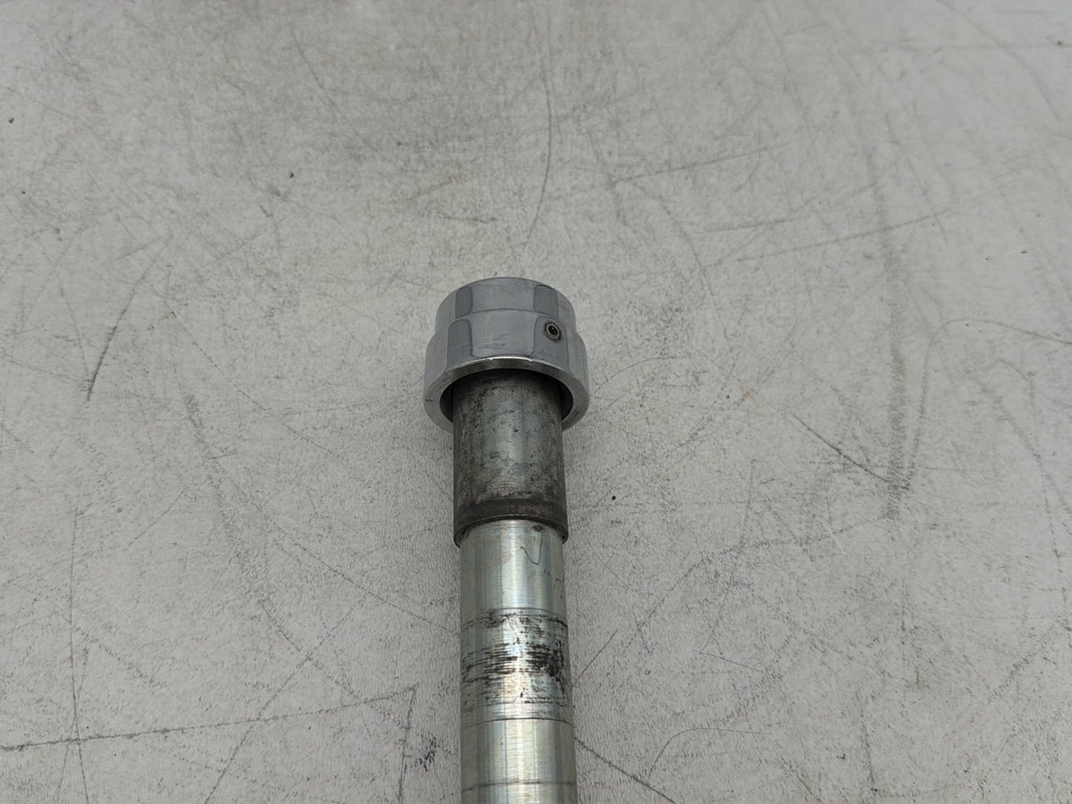 2006 Harley Electra Glide Touring Ultra FLHTCUI OEM Front Wheel Axle Bolt Shaft