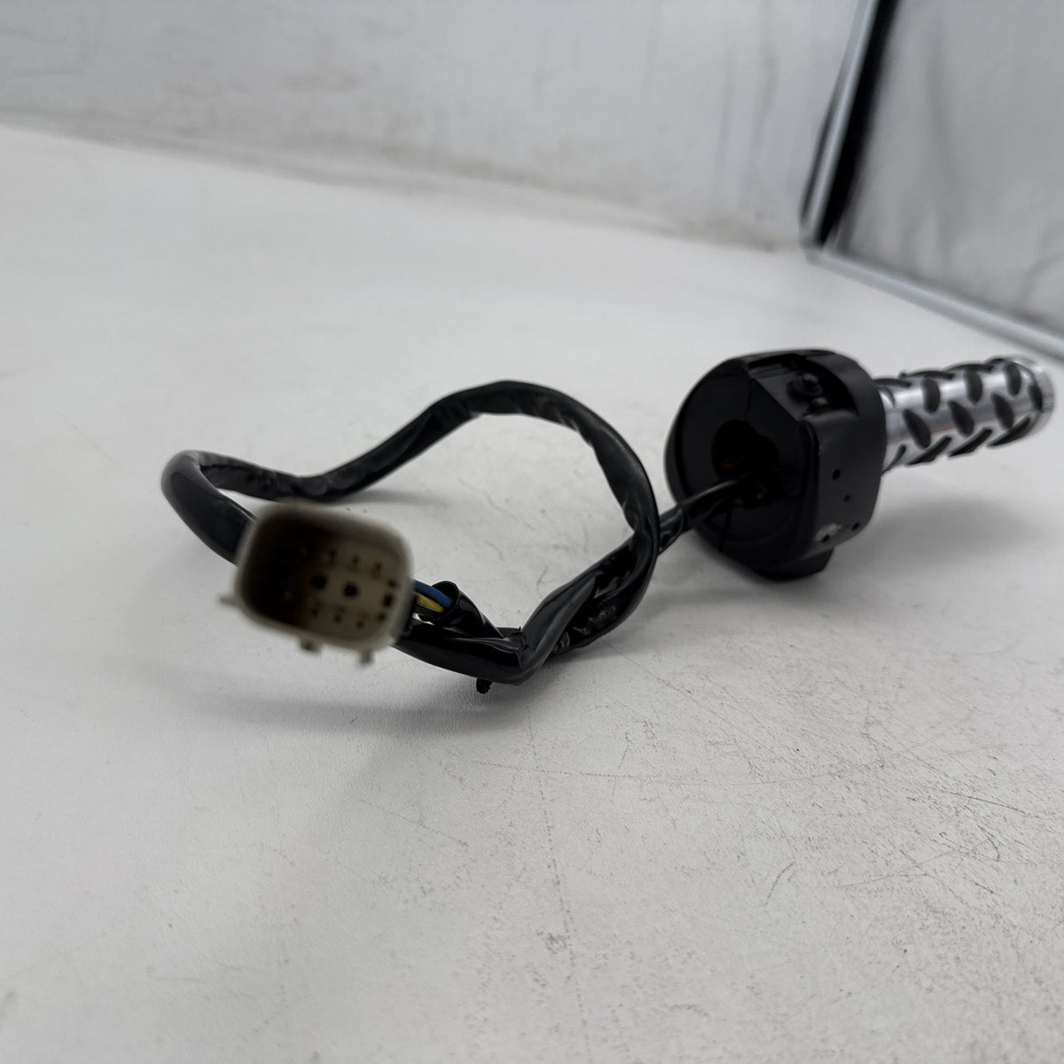 07 Harley Dyna Super Glide FXD OEM Left Turn Signal Headlight Switches Controls