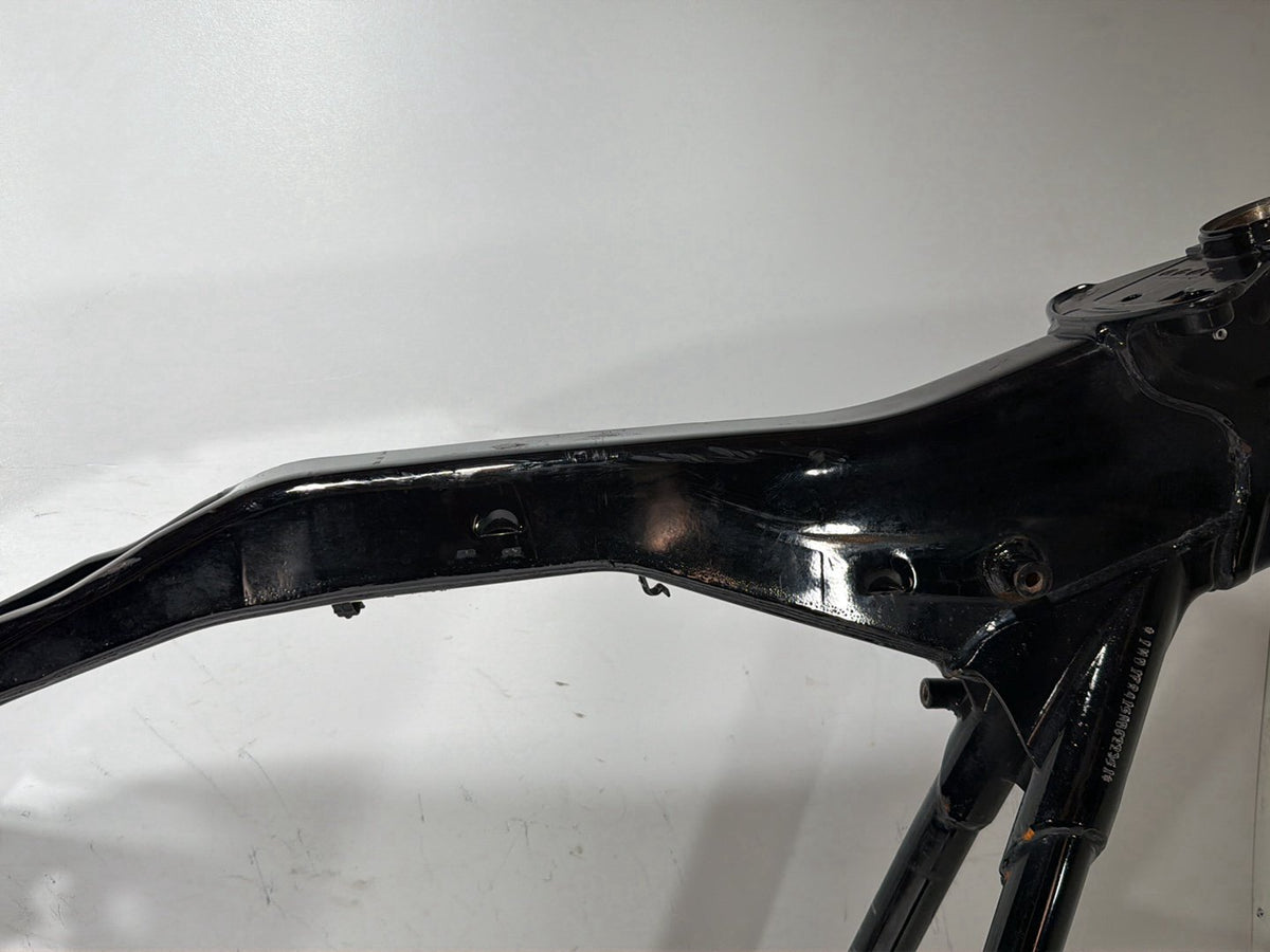 2010 Harley Road King Touring Classic OEM Body Main Frame Chassis SLVG