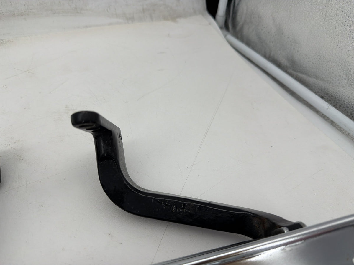 2004 Harley Electra Glide Touring Ultra OEM Left Right Driver & Pass Floorboard Foot Rest