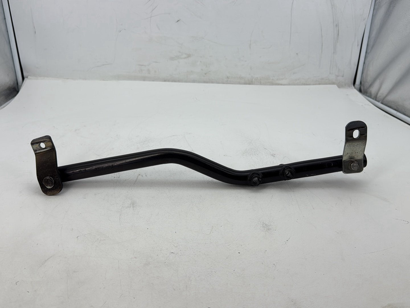 2004 Harley Softail FLSTC Heritage Classic OEM Exhaust Muffler Interconnect Bracket Support Bar