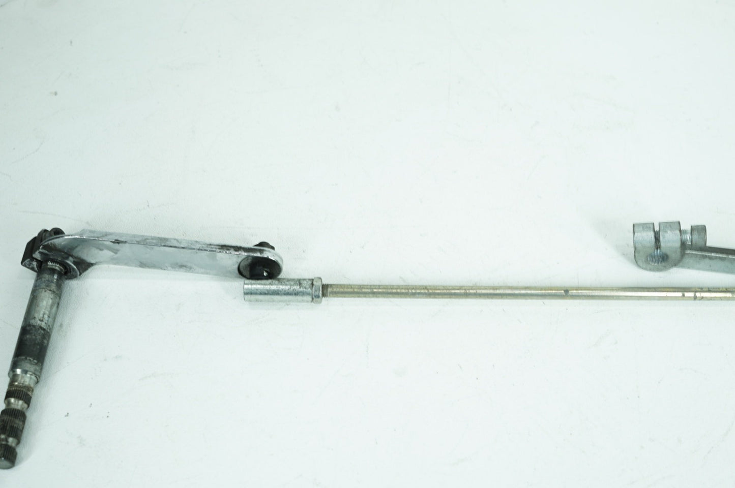 2007 - 2011 Harley-Davidson Touring Road King Classic Gear Shifter Lever w/ Rod linkage 33709-82A