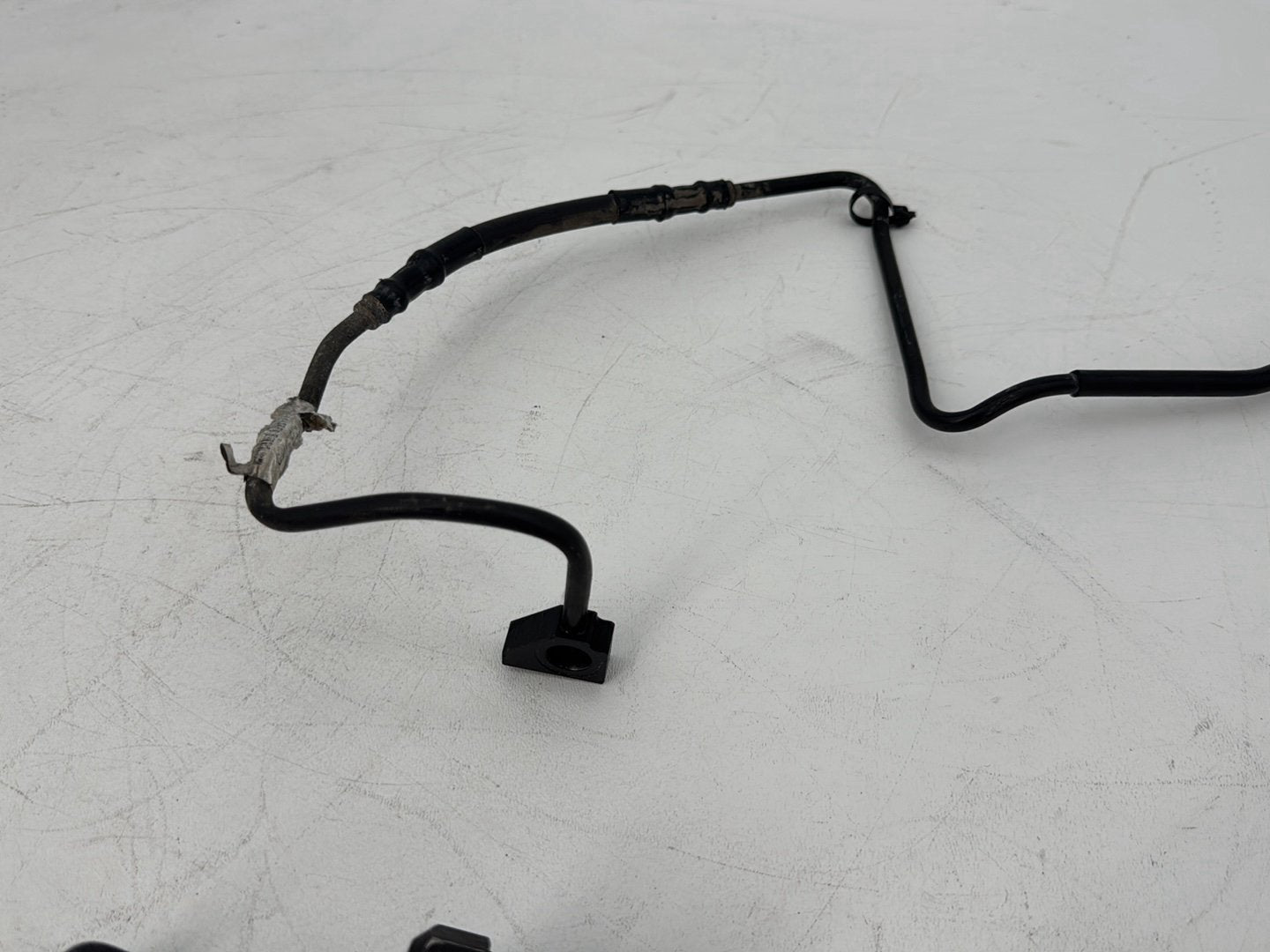 2008 - 2016 Harley-Davidson Touring Electra Glide Ultra Rear Brake Hose Line Pipe ABS