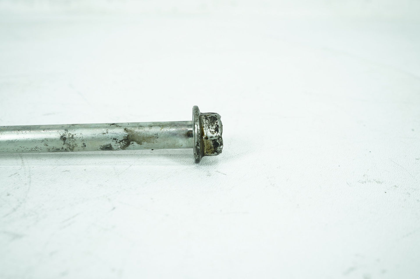 1999 - 2006 Harley-Davidson Softail Heritage Classic Engine Mount Pivot Bolt Shaft 48054-00