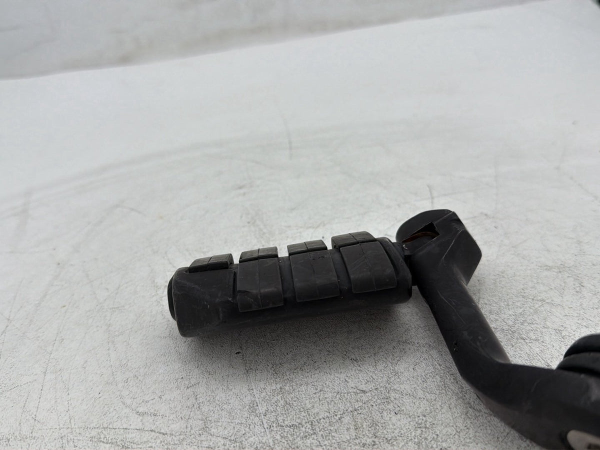 2009 Harley Street Glide Touring FLHX Front Driver Highway 1 Foot Peg Rest