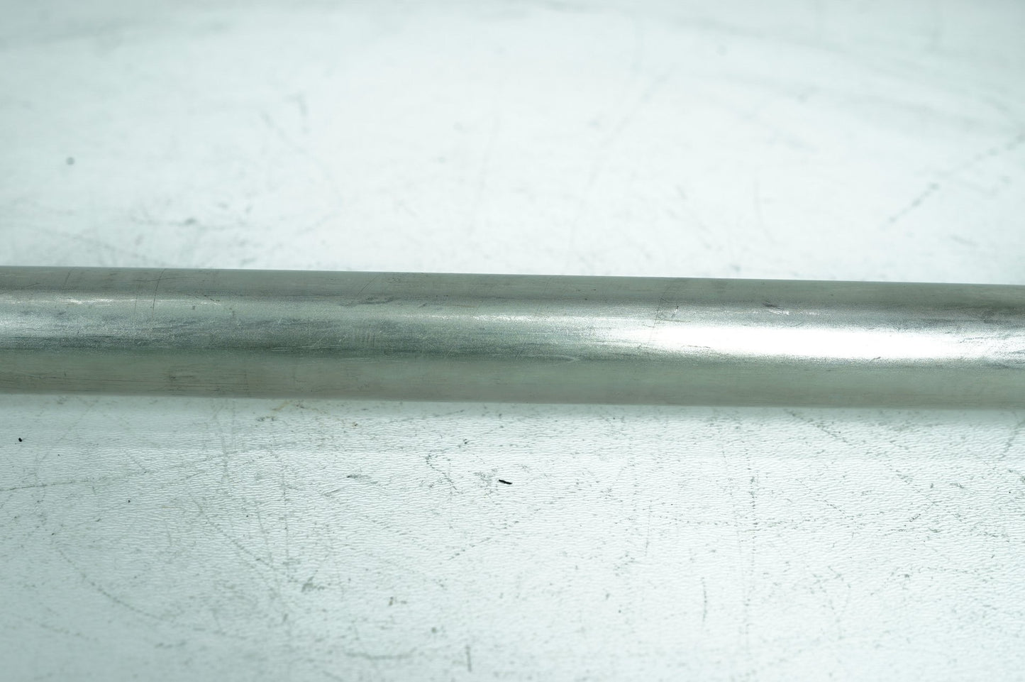2007 - 2017 Harley-Davidson Softail Fat Boy Rear Fork Swingarm Pivot Bolt Shaft 47610-08