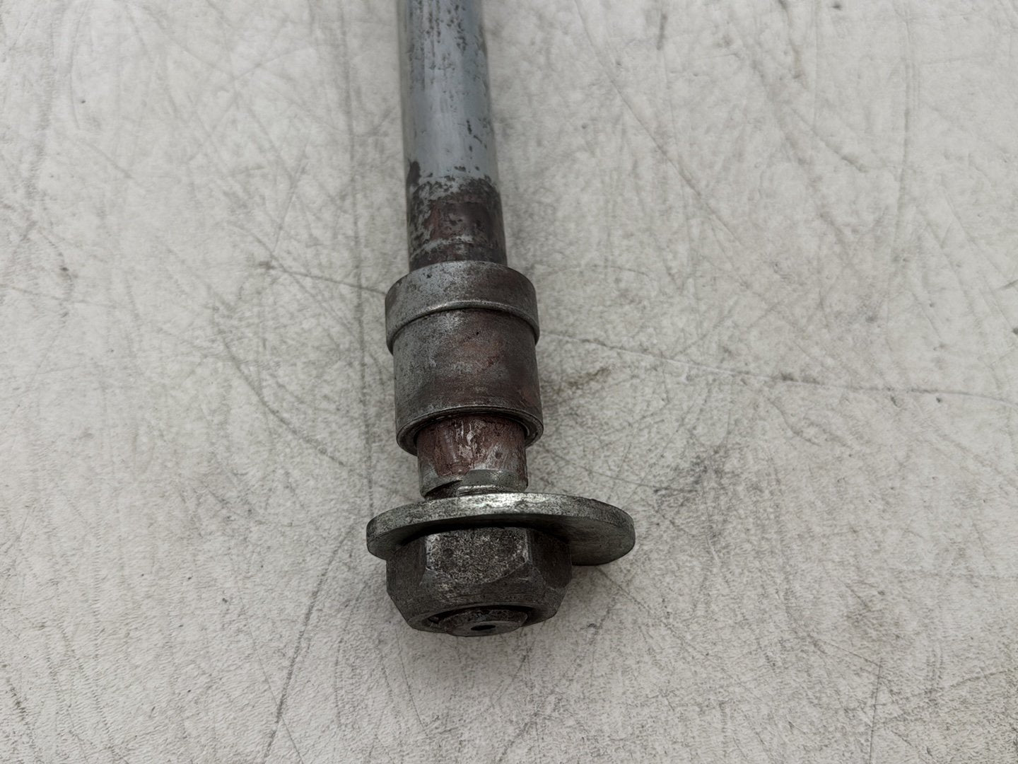 2004 Harley Road King Touring Custom FLHRSI OEM Rear Wheel Axle Bolt Shaft