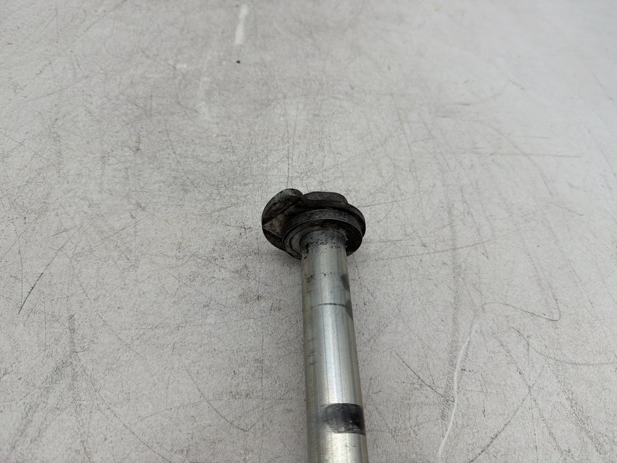 2015 Harley Electra Glide Touring Ultra OEM Rear Wheel Axle Bolt Shaft 43000002