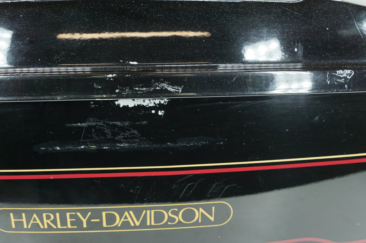 1999 - 2006 Harley-Davidson Touring Electra Glide Classic Rear Tour Pak Trunk Luggage Box NOKey 53140-00BDK