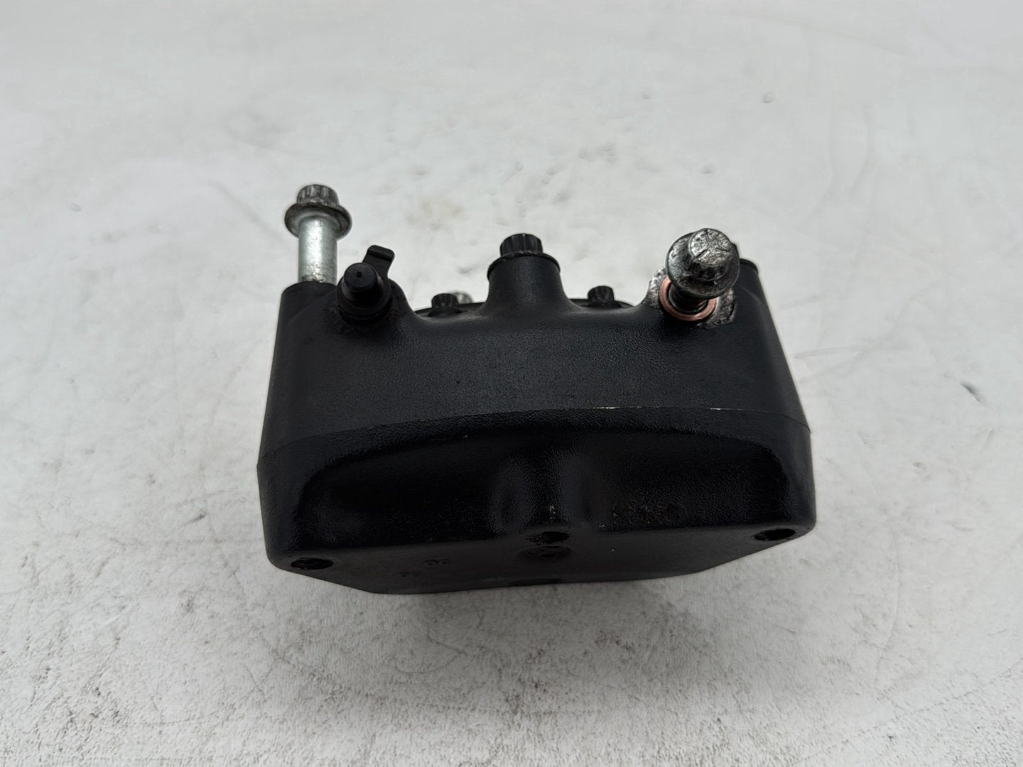 2006 Harley Street Glide Touring FLHXI OEM Front Right 1 Brake Caliper
