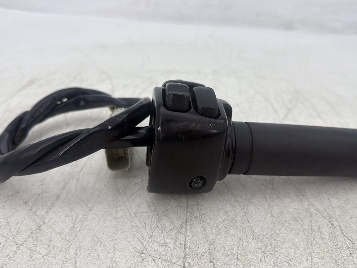 2011 Harley Street Glide Touring FLHX OEM Left Turn Signal Headlight Switches Controls