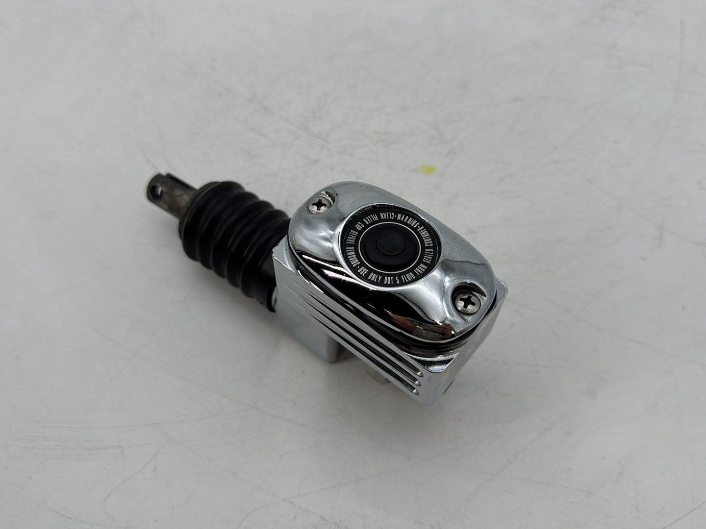 1999 - 2006 Harley-Davidson Touring Road King Classic Rear Brake Master Cylinder Reservoir  	41755-99B