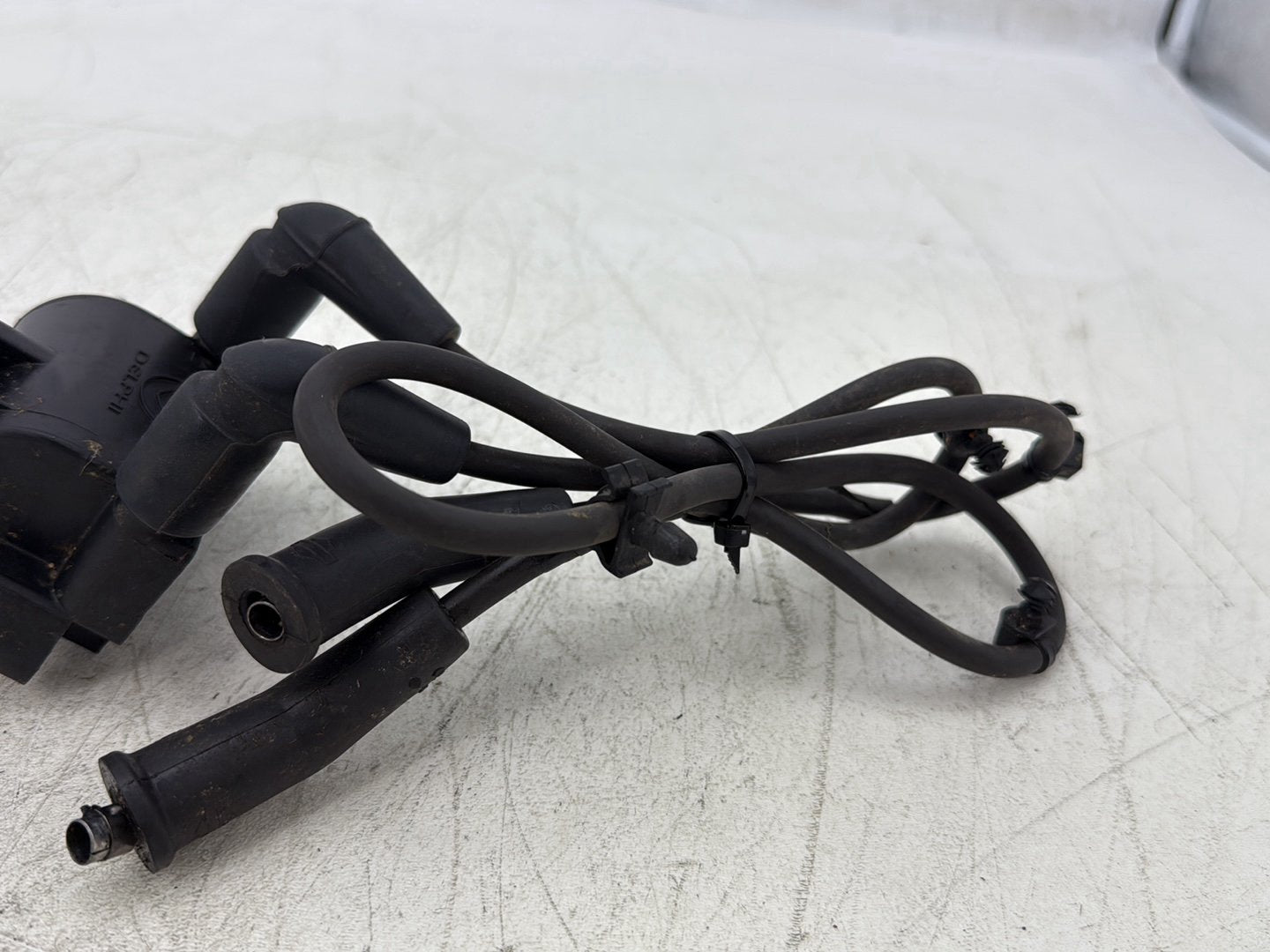 2015 Harley Road Glide Touring FLTRXS OEM Ignition Coil Spark Plugs Cable