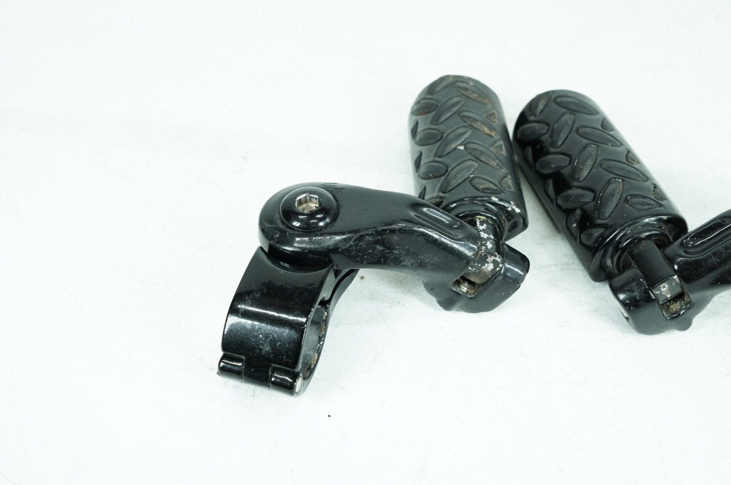 2008 - 2016 Harley-Davidson Touring Street Glide Front Right Left Highway Foot Pegs 33937-03