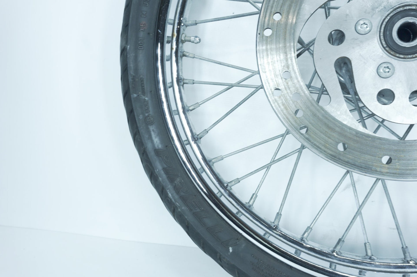 01 Harley Softail FXSTB Night Train OEM Front Wheel Rim Tire Spoked MH90-21 21"