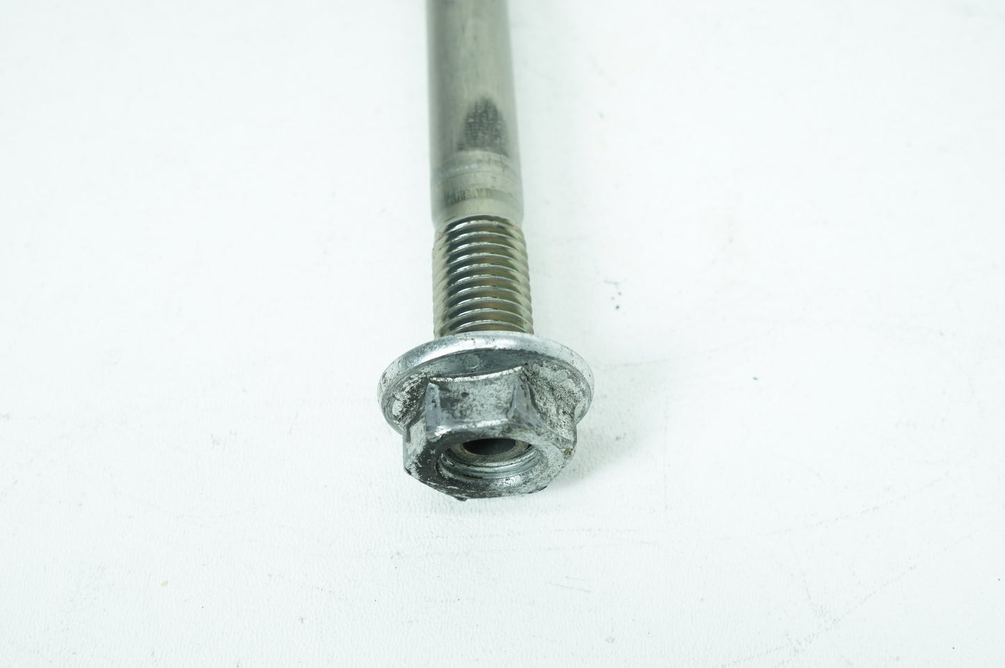 2007 - 2017 Harley-Davidson Dyna Low Rider Rear Fork Swingarm Pivot Bolt Shaft 47641-06