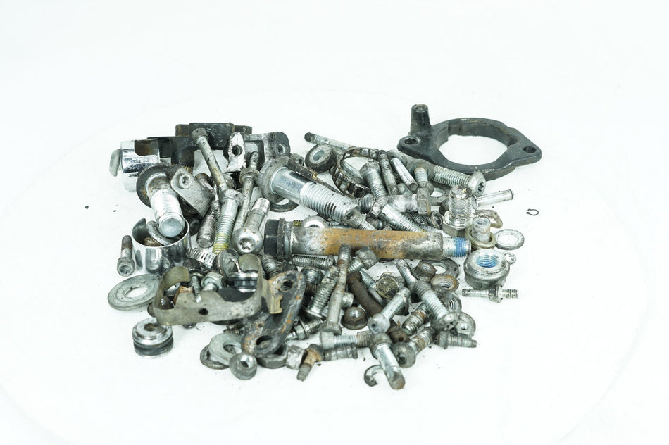 2005 Harley-Davidson Sportster XL883 C - Hardware Bolts Nuts & Brackets