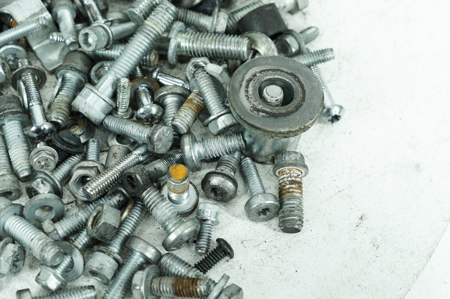 2008 - 2016 Harley-Davidson Touring Street Glide Hardware Bolts Nuts & Brackets
