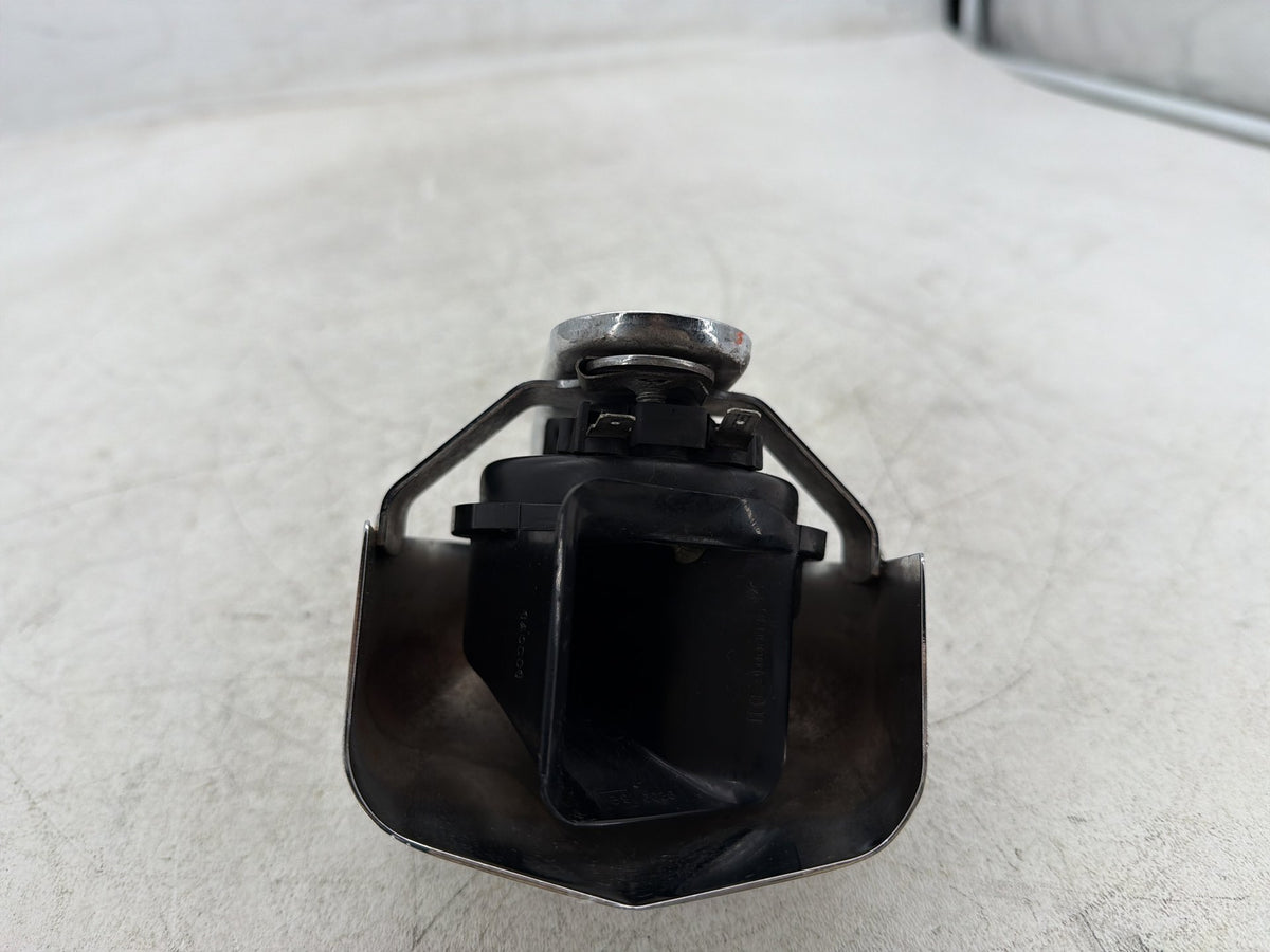 2010 Harley Electra Glide Touring Ultra OEM Horn Signal Klaxon Chrome Cover