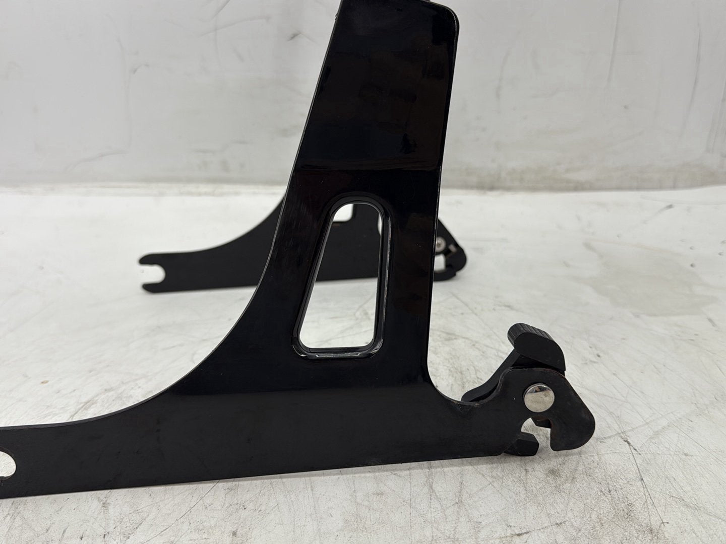 2012 Harley Dyna FXDF Fat Bob OEM Rear Sissy Bar w/ Backrest Cushion Pad