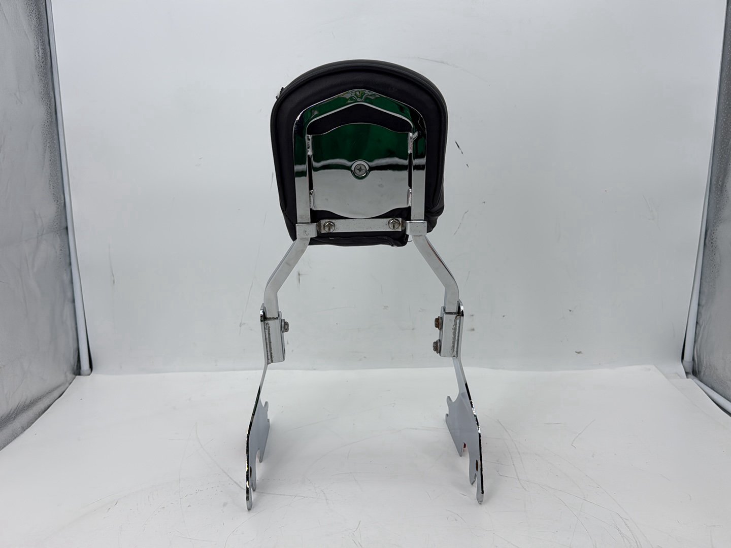 2004 - 2013 Harley-Davidson Sportster 1200 Custom Rear Sissy Bar w/ Backrest Cushion Pad 51146-10A