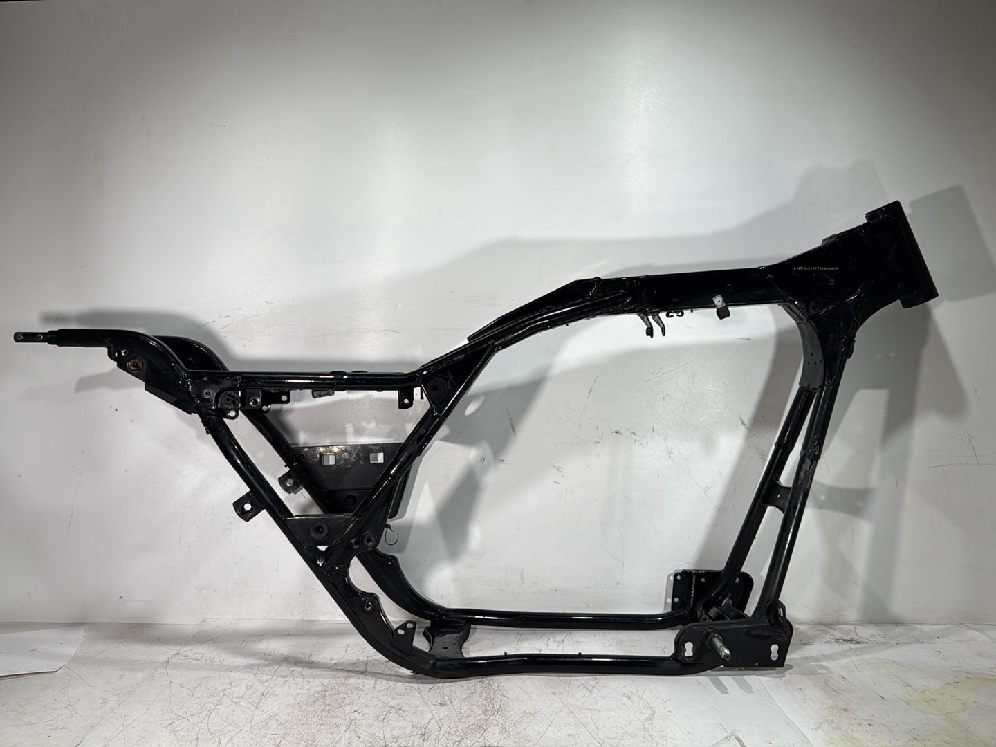 2007 Harley Street Glide Touring FLHX OEM Body Main Frame Chassis SLVG