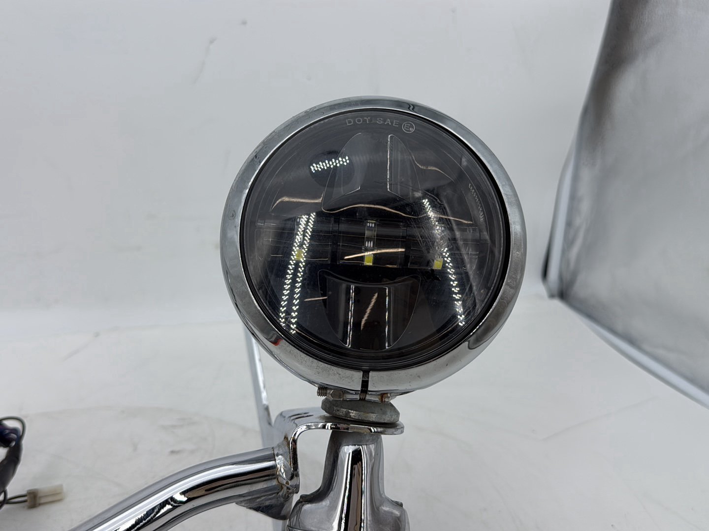 1999 - 2006 Harley-Davidson Touring Electra Glide Ultra Front Turn Signal Indicators Aux Light Bar 68712-94A
