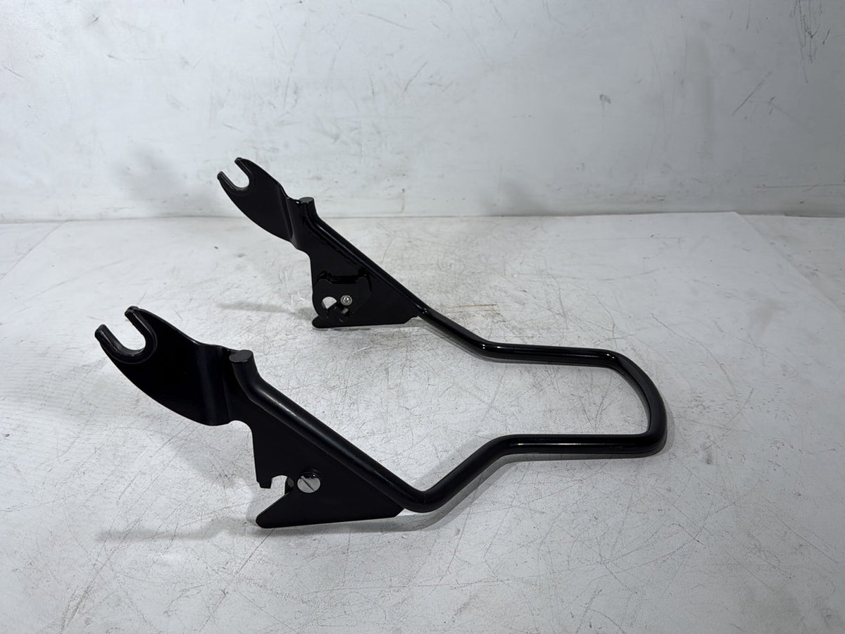 2011 Harley Road Glide Touring FLTRX OEM Rear Back Sissy Bar Rail Sissybar