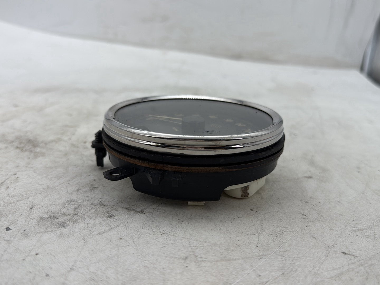 2012 Harley Dyna FXDF Fat Bob OEM Speedo Speedometer Gauge Cluster