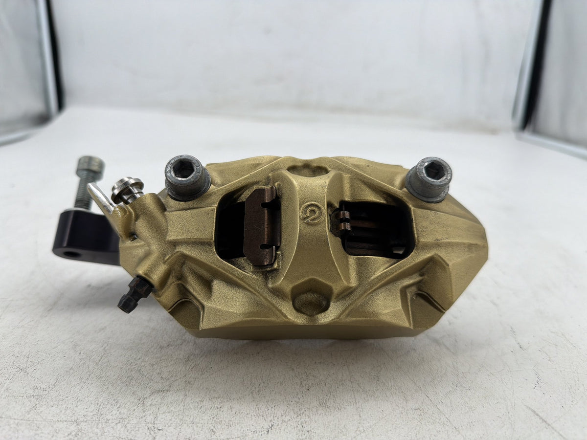 2006 Harley Street Glide Touring FLHX Front Right 1 Brake Caliper Brembo