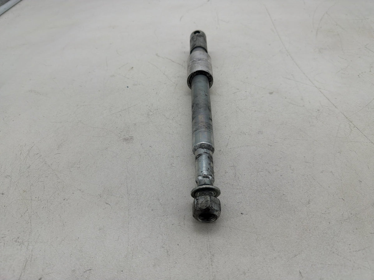 2016 Harley Dyna Fat Bob FXDF 103 OEM Front Wheel Axle Bolt Shaft