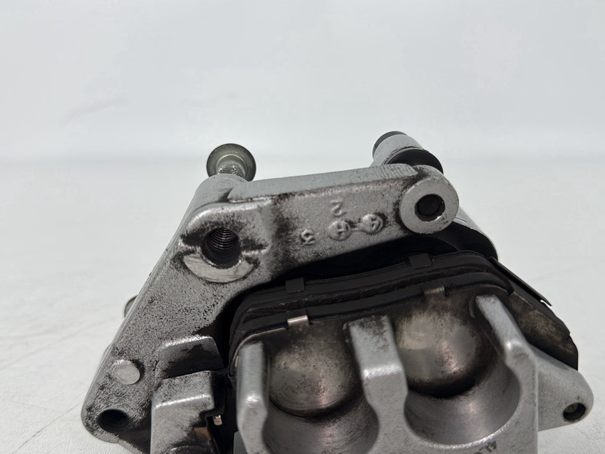 2005 Harley Sportster XL883C 883 Custom OEM Front Left 1 Brake Caliper 44121-04A